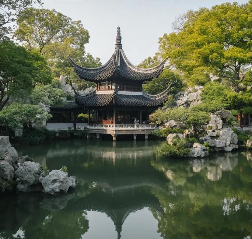 黄山屯溪雨寒服务有限公司